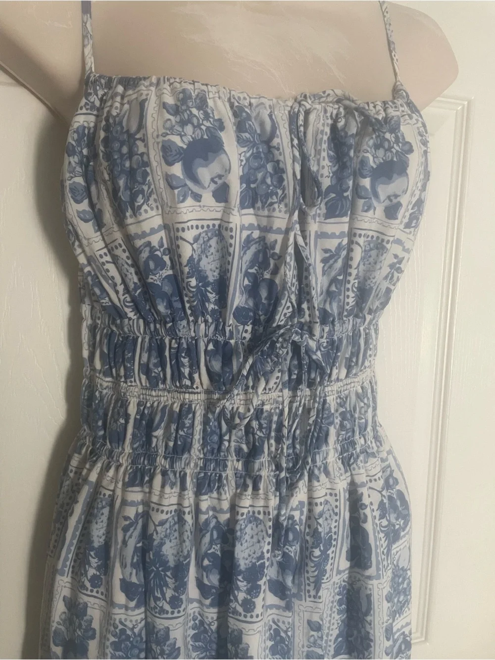 Abercrombie & Fitch Blue and White Floral Smocked Maxi Dress Size ST